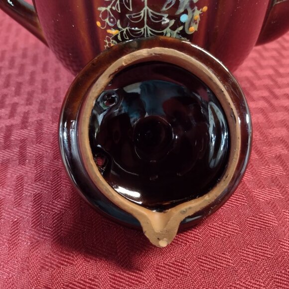 Hand-painted Ceramic Tea Pot – Brown, Gold, and Floral Design, Made in Japan - Picture 4 of 10